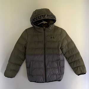 Under Armour Boys Green & Grey Jacket Size YSM